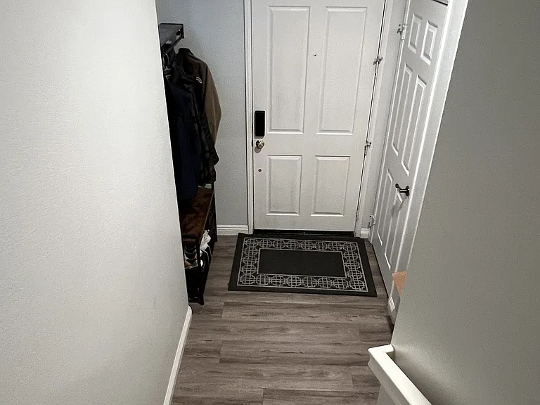 Entrance 1.5 Floor