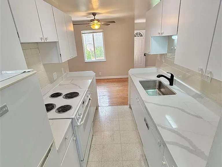 2365 S Race St — Photo 10
