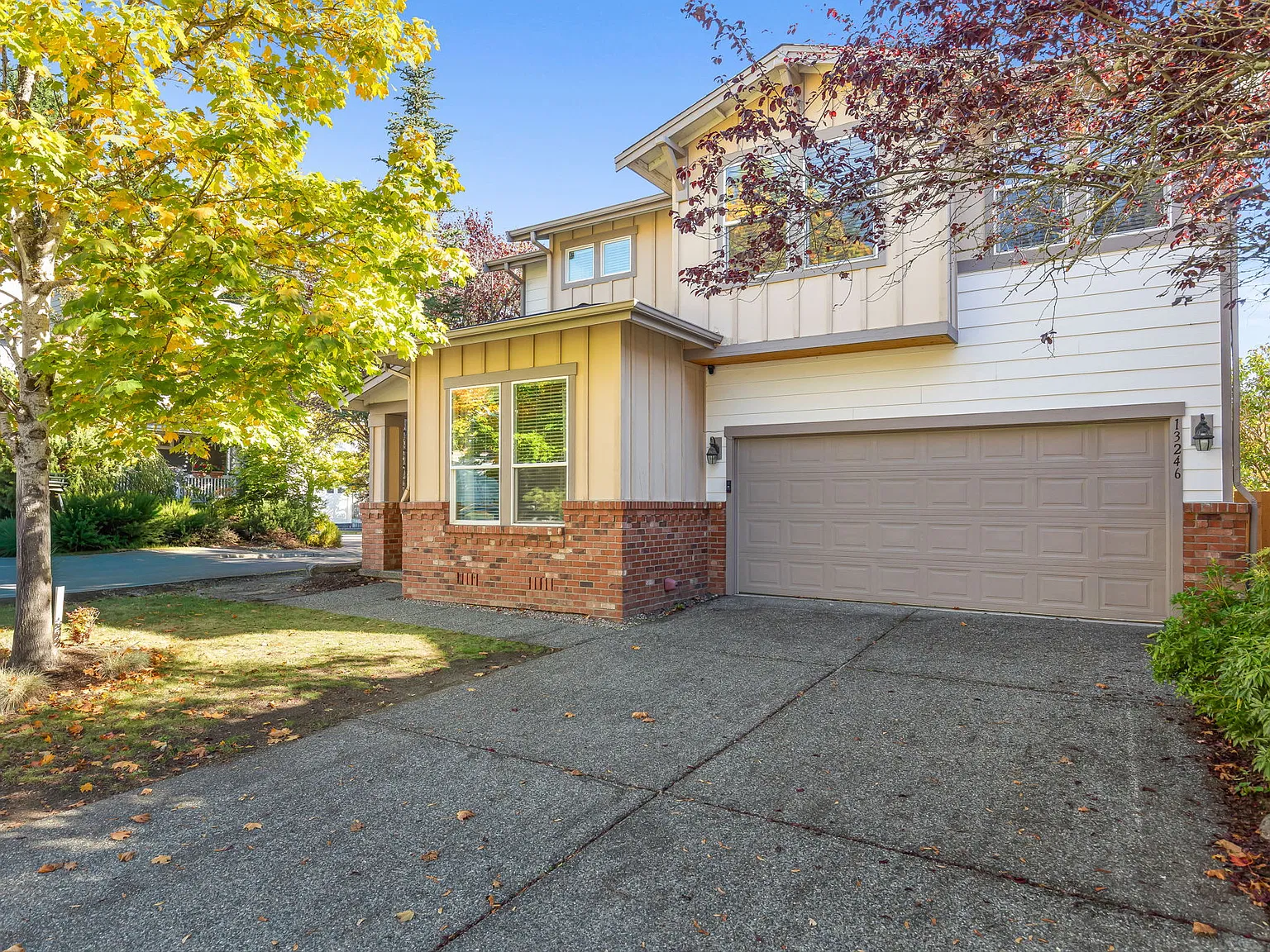4 bed, 2.5 bath, 2030 sqft, $5,000 — Photo 2