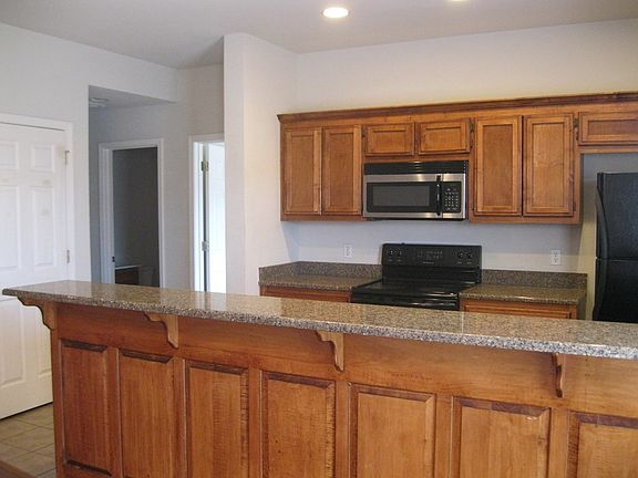 3rd image of 3509 SW Deerfield Blvd #1