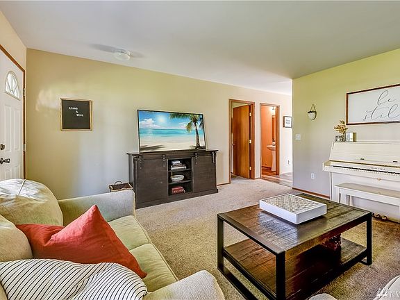 4th image of 9501 Hancock Ave SE #24