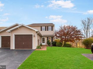 2644 Grandview Park Dr, York, PA 17408