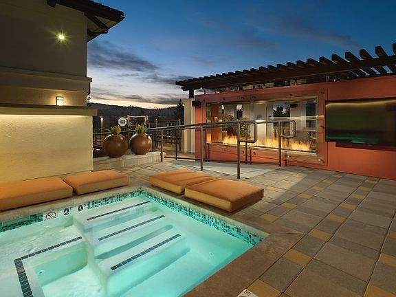 Roof Deck Spa