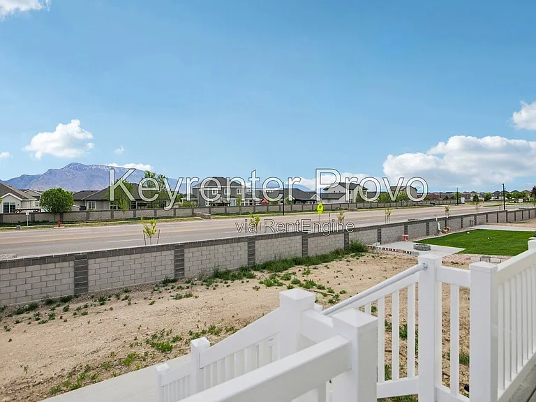 2568 N 3670 W — Photo 30