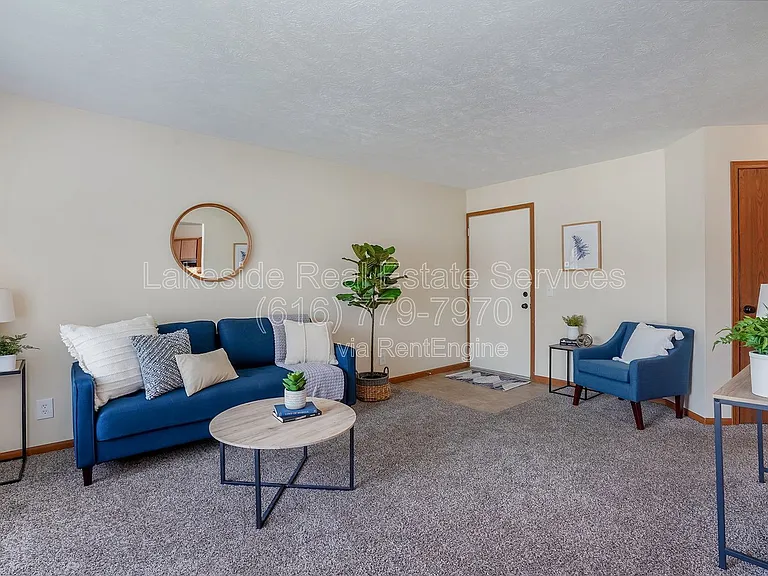 Hamilton Park Apartments — Photo 9
