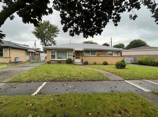 8544 Frontage Rd, Morton Grove, IL 60053