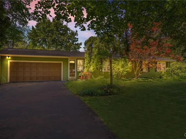 4465 Makyes Rd, Syracuse, NY 13215