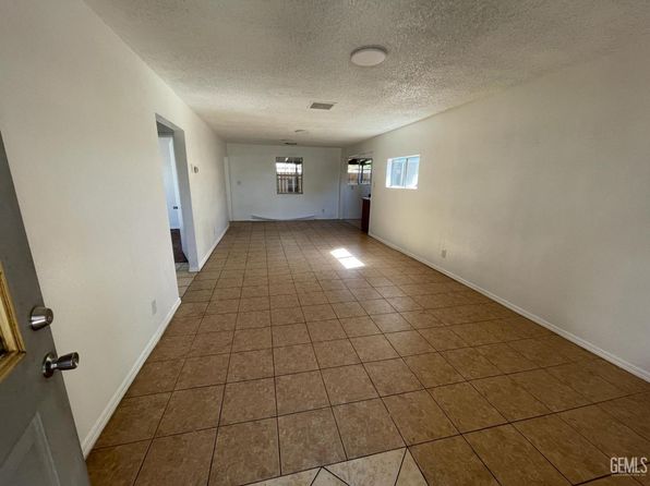 bakersfield-california-18937308 picture