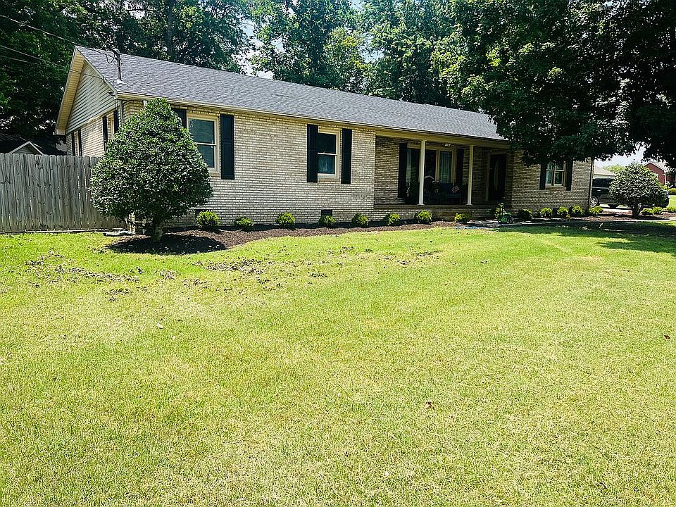 1st image of 1135 Pennell Ln