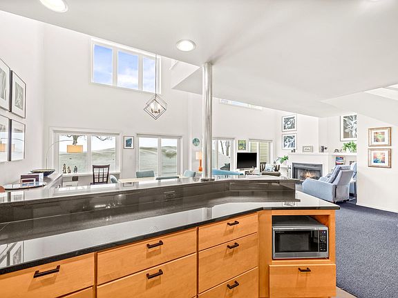 2nd image of 8536 Tuxedo Rd