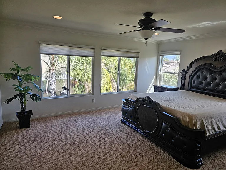 25055 Acorn Ct — Photo 8