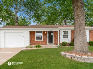 2495 Teakwood Manor Dr, Florissant, MO