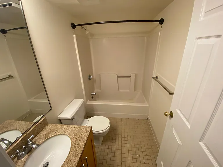 343 Franklin St #205 — Photo 7