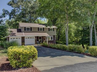 1064 Centerbrook Cir, Kingsport, TN 37663