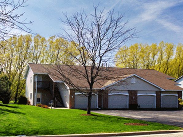 4867 Pine Meadow Pkwy #2