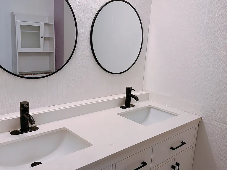 4360 Greenberry Ln — Photo 9