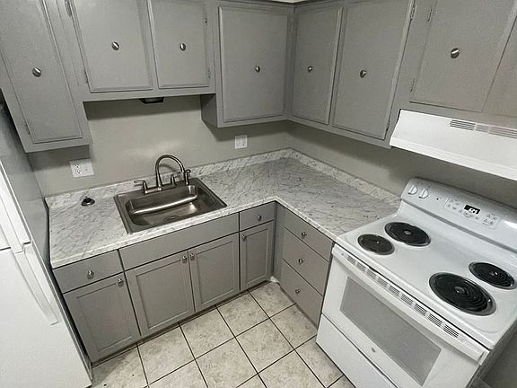 2nd image of 707 E Mount Hope Ave APT 7