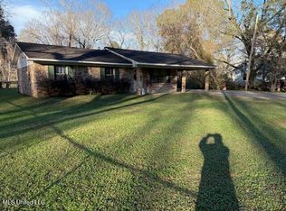 112 E Willow Dr, Braxton, MS 39044
