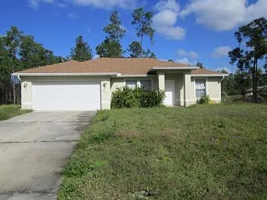 3 bed, 1407 sqft, $1,350 — Photo 1