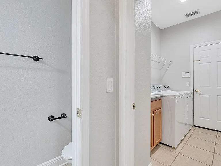 6607 Earthgold Dr — Photo 40