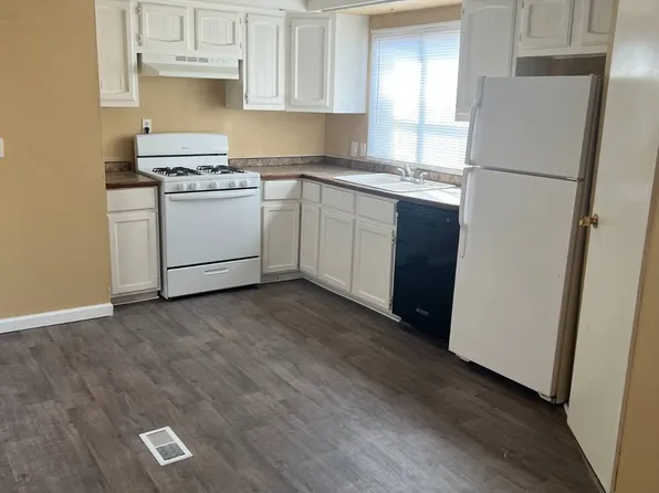 200 E Zora St #12, Joplin, MO 64801