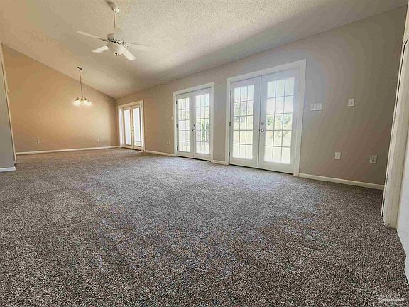 4th image of 1580 Janice Ct #B