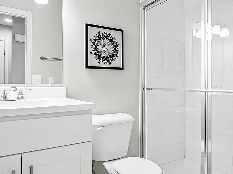Zen Long Island at Copiague Apartment Homes — Photo 9
