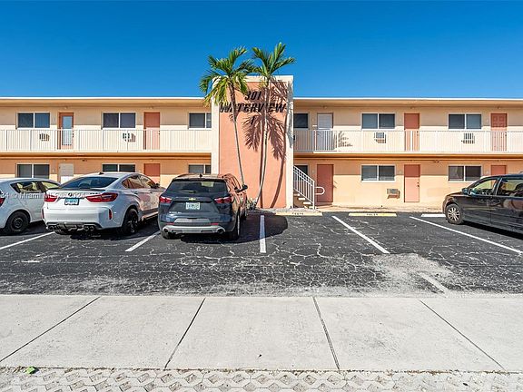 4th image of 301 E McNab Rd APT 113