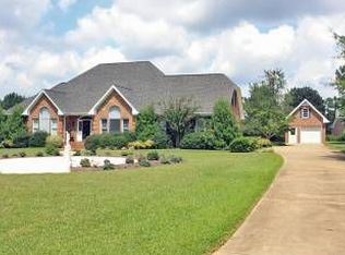 1416 Enchanted Oaks Dr, Raleigh, NC 27606