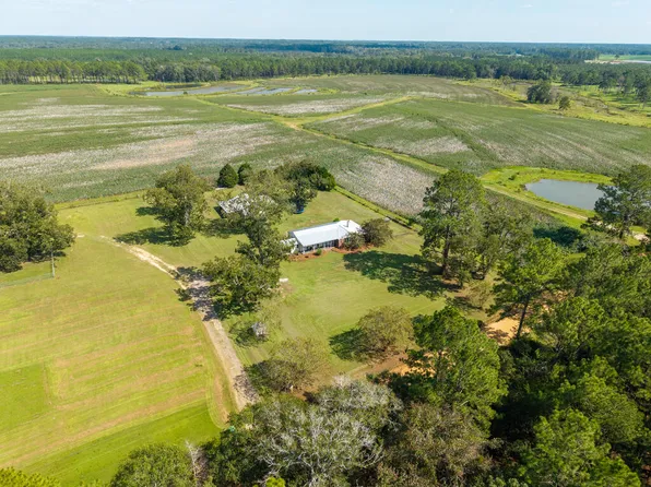 461 Parker Rd, Tifton, GA 31794