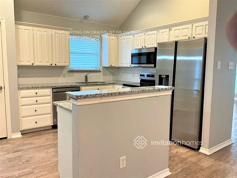 1117 Park Gln — Photo 7