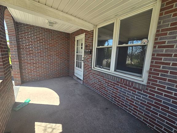 3rd image of 7225 Whipple St #72255