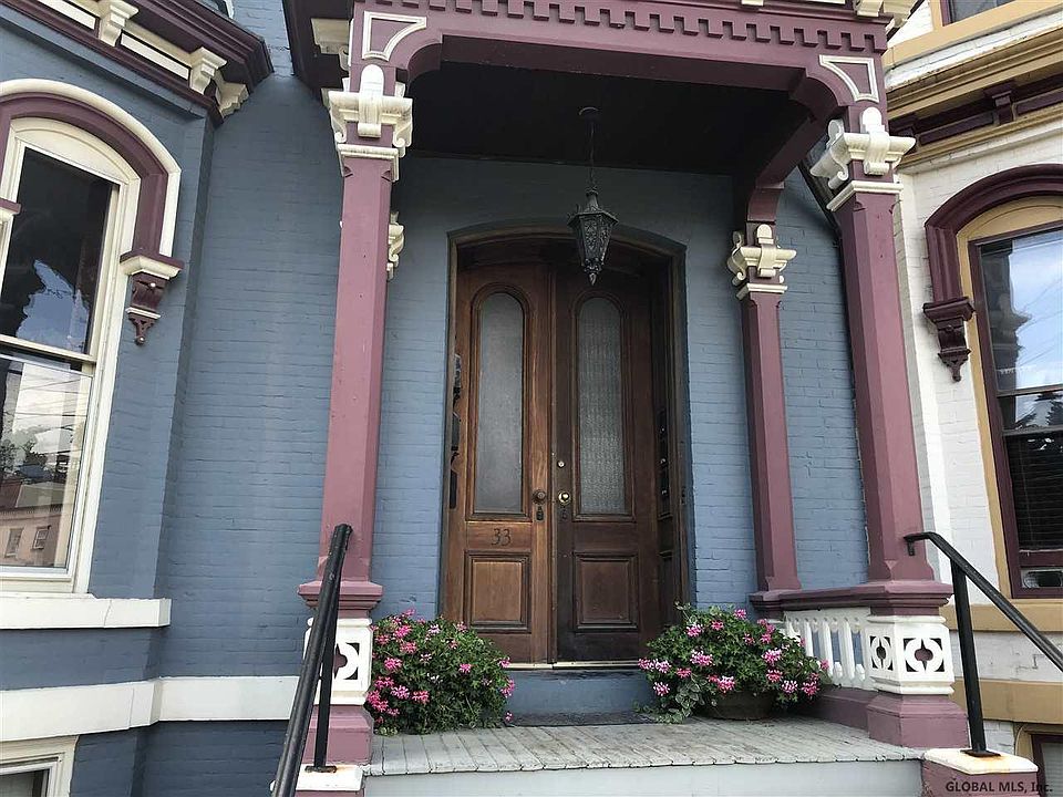 1st image of 33 Clinton St