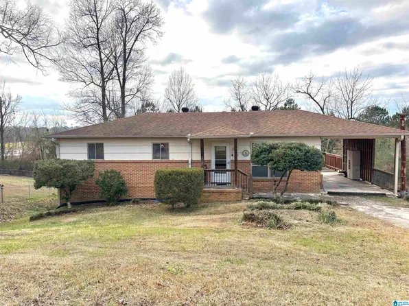 512 1st St, Fultondale, AL 35068
