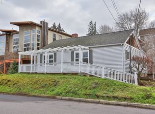 1317 Wasco St, Hood River, OR 97031