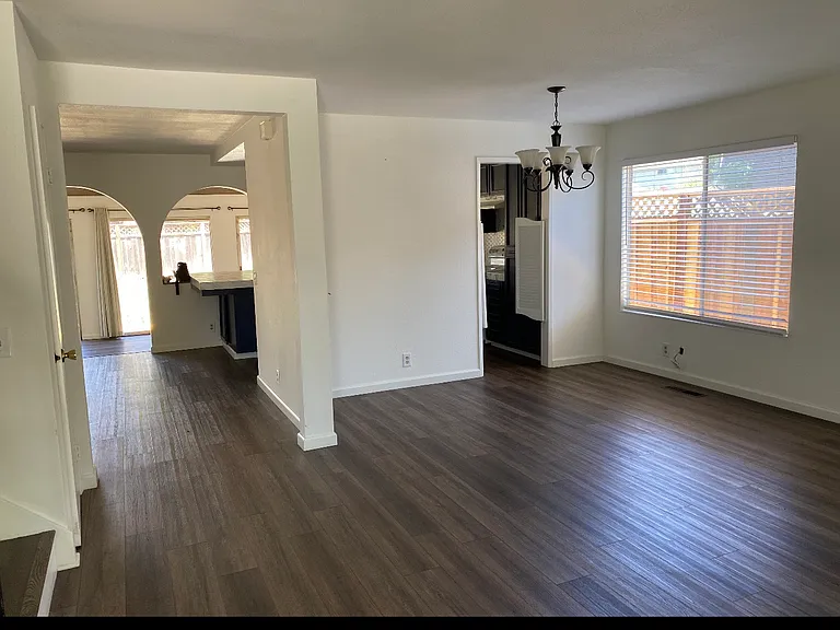 115 Flintwell Ct — Photo 7