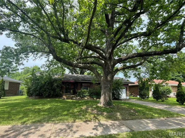 329 Kirk Dr, Saint Louis, MO 63135