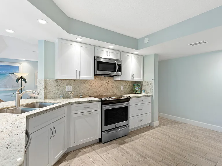 204 Sea Oats Dr #D — Photo 10
