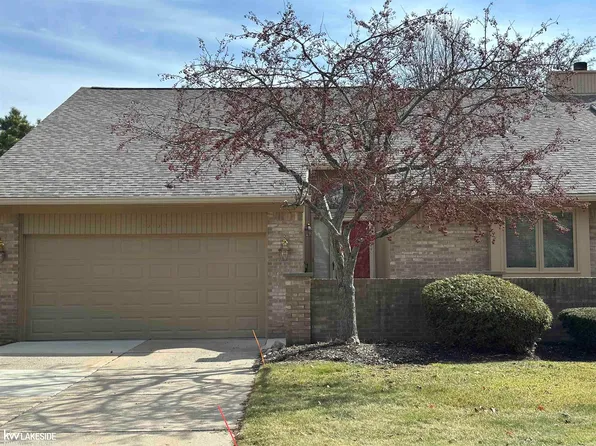 55730 Lorraine Dr, Shelby Township, MI 48316