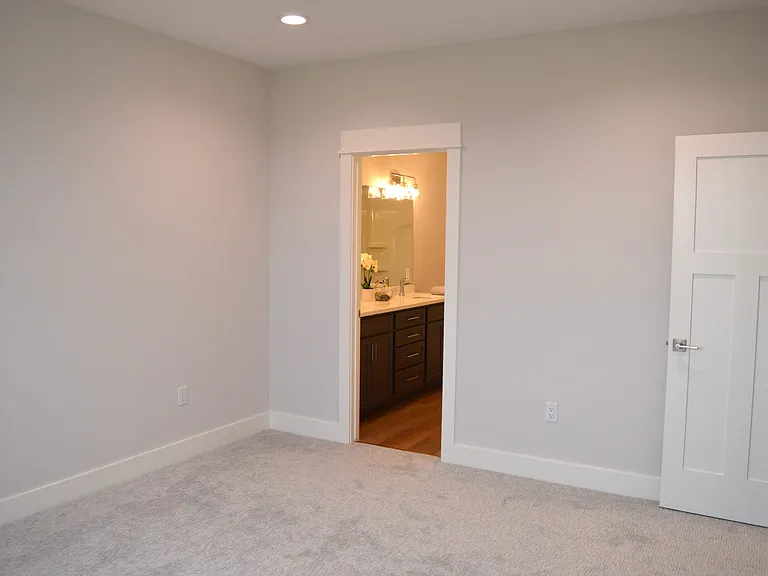 245 NW 3rd Ave — Photo 18