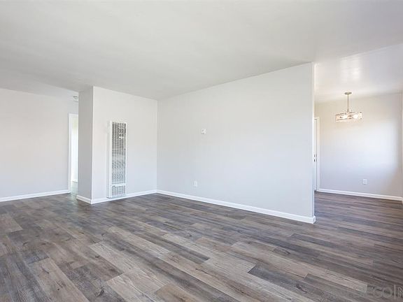 4th image of 2038 La Siesta Way