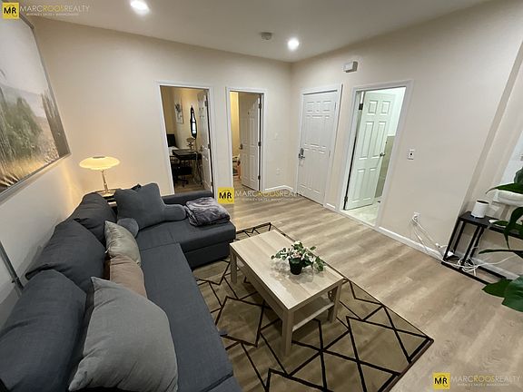 2nd image of 871 Harrison Ave #3