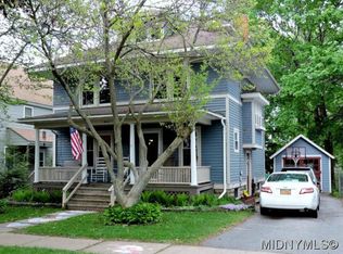 7 Hartford Ter, New Hartford, NY 13413