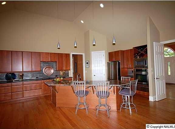 5th image of 5003 Green Oakes Cir SE