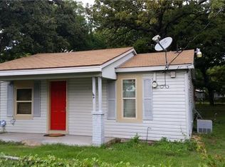 3933 Ermis St, Haltom City, TX 76111