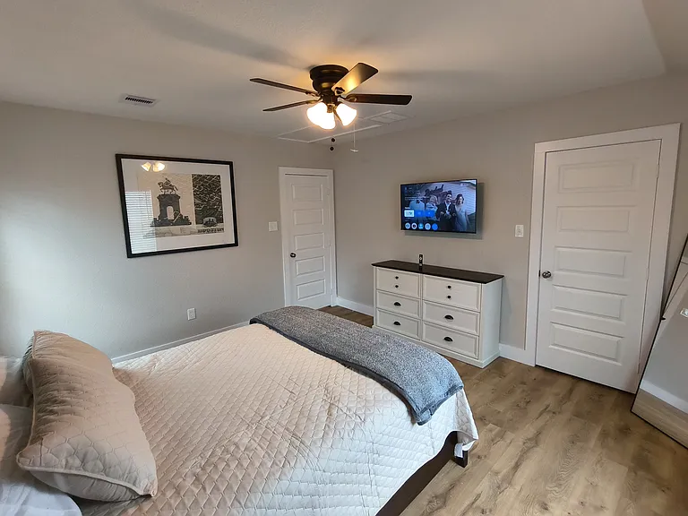7415 El Paso St #1 — Photo 12
