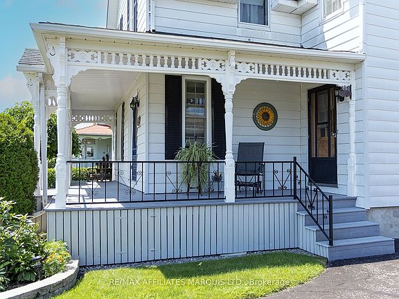 5th image of 32 Church Ave
