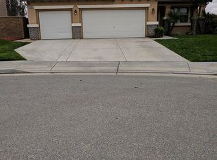 29205 Oak Creek Rd, Menifee, CA 92584