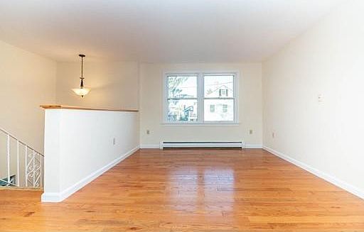 5th image of 31 Putnam St #31