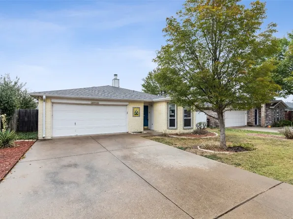 10260 Maria Dr, Fort Worth, TX 76108